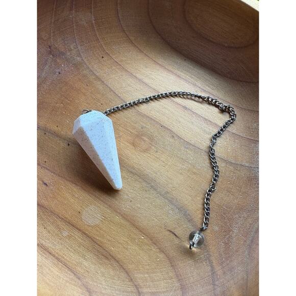 Scolecite Pendulum: The Stone of Inner Peace and Spiritual Connection - Picture 1 of 4